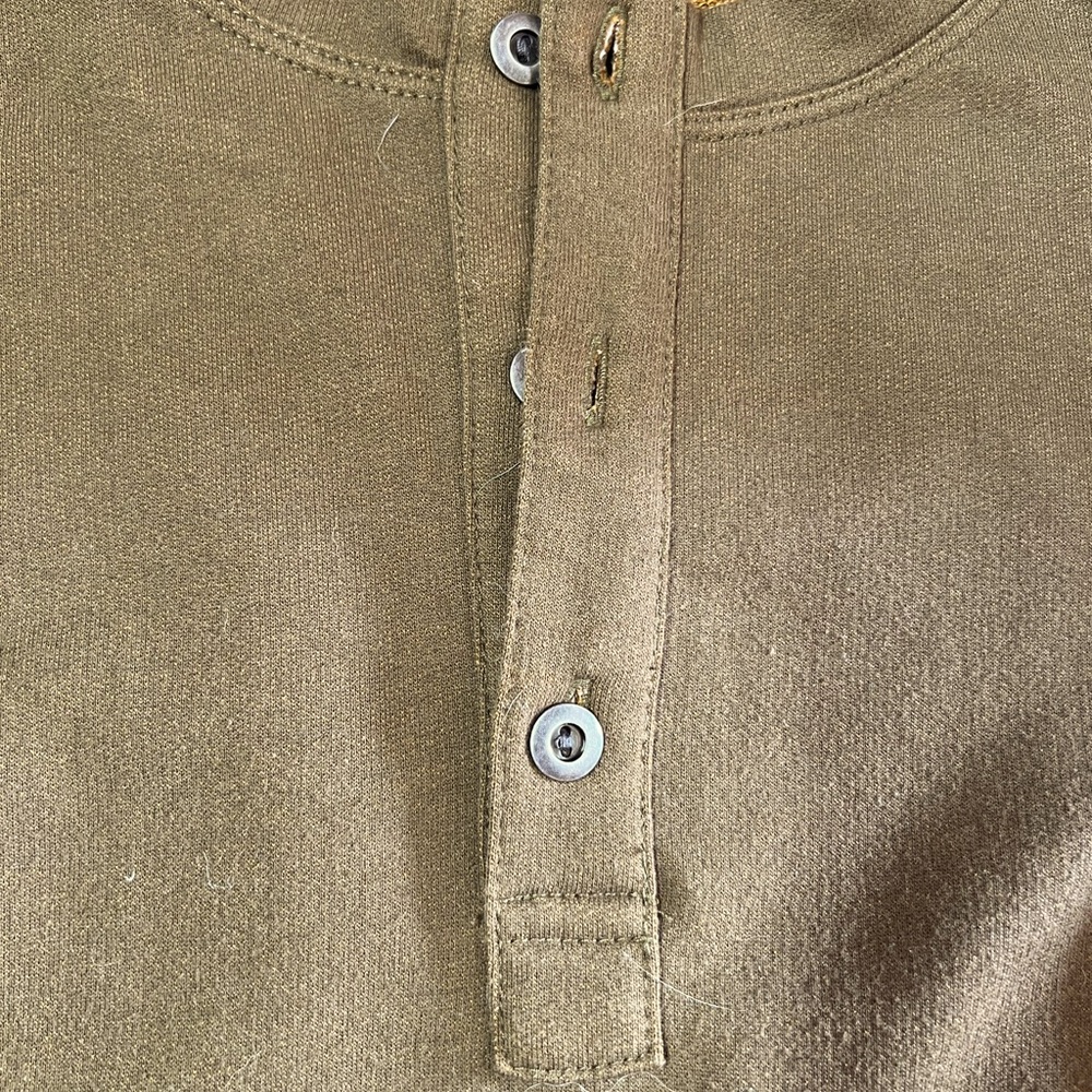 L.L. Bean Olive Henley Shirt M reg - Picture 5 of 9